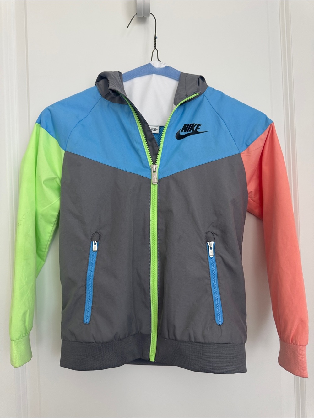 Nike Kids Rain Jacket (6-7)